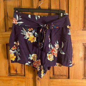 Navy floral shorts